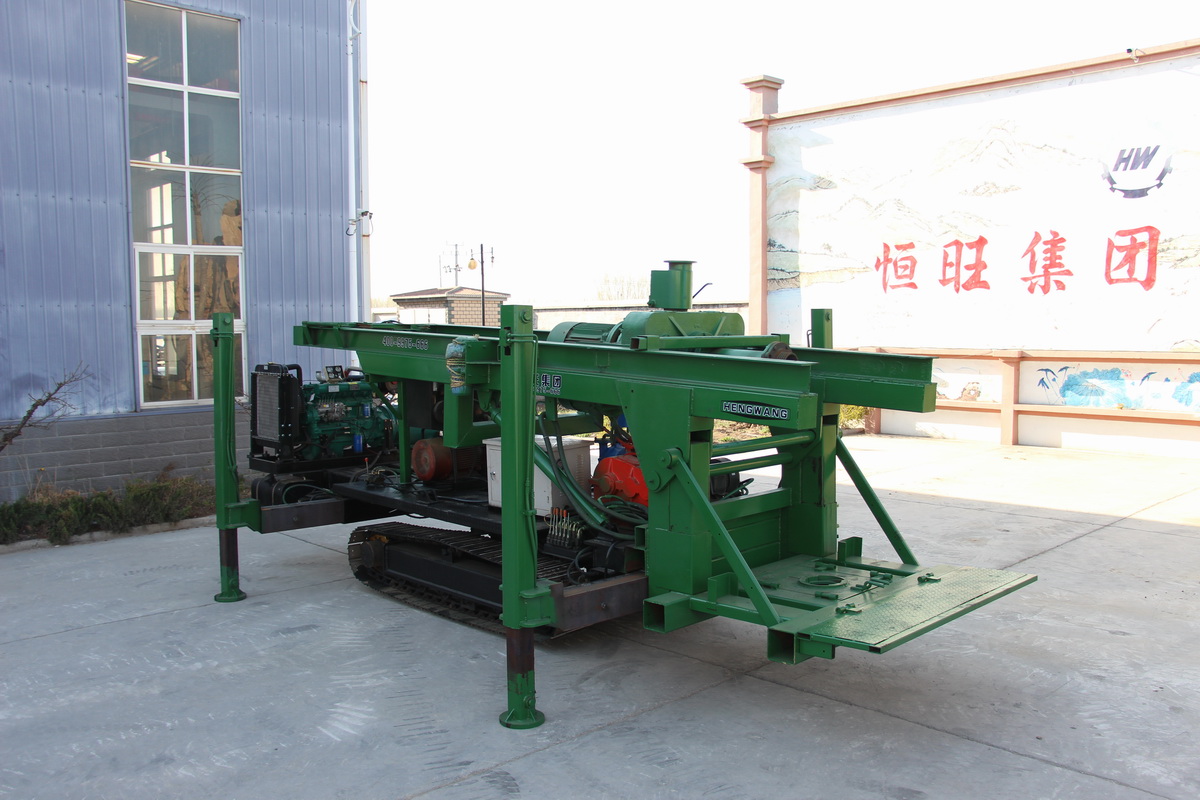 7寸(cun)鋼履帶反(fan)循環鑽機(jī)