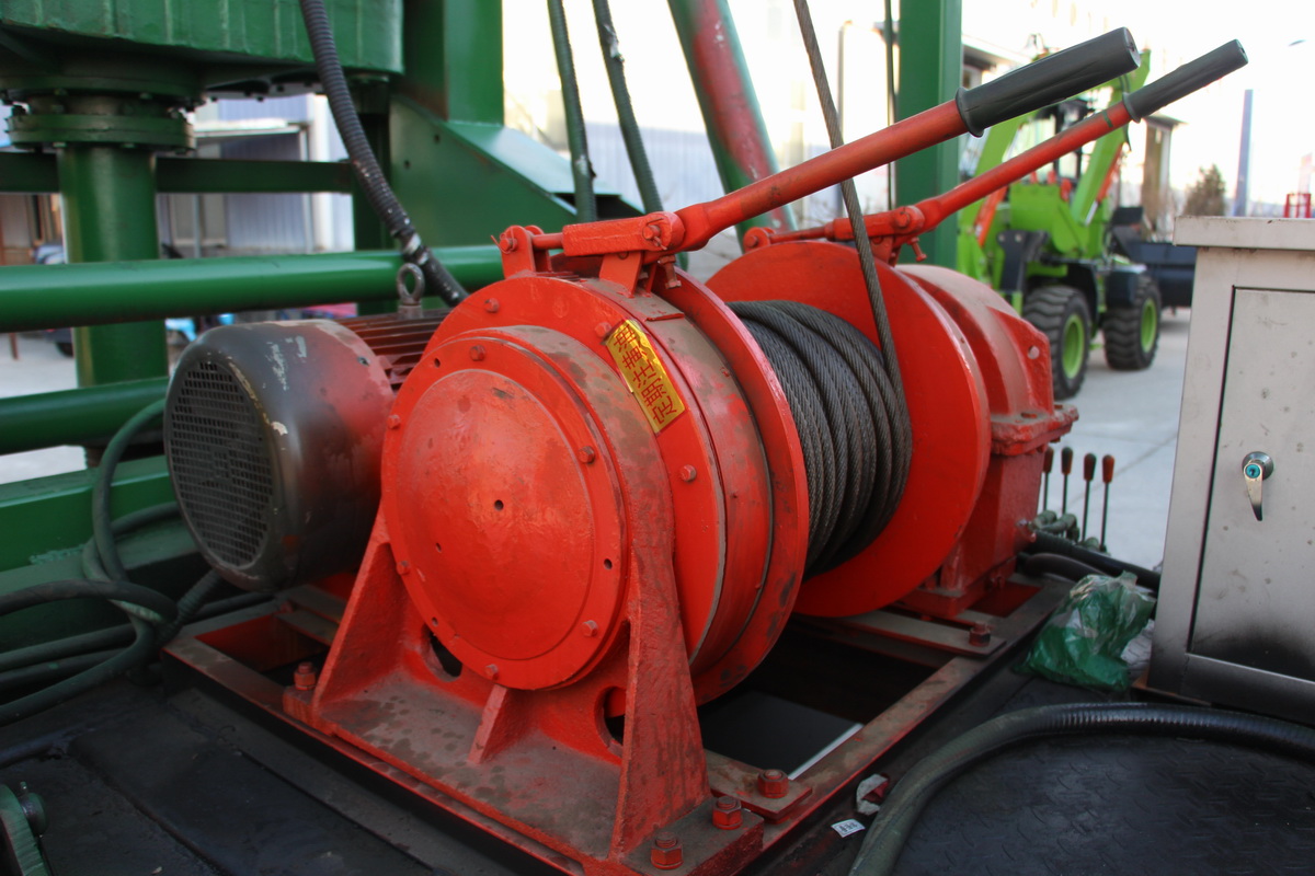 7寸鋼履帶(dài)反循環鑽(zuàn)機