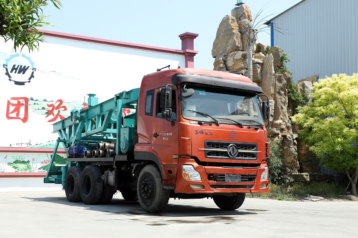 8寸後八輪汽車(chē)鑽機