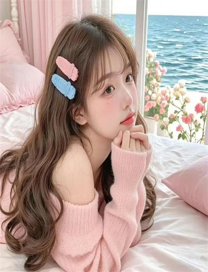 热门：《血洗红花亭》色彩运用解析：色调选择与情绪表达分析